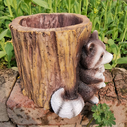 Tvättbjörn i Trädstubbe - 12,5cm - CC Krukan
